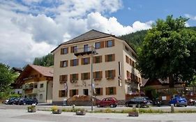 Hotel Gasthof Zum Weissen Roessl  3*